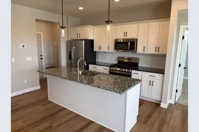 10503 Robinwood Road, Chaska, MN 55318 - Photo 4