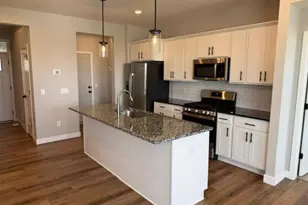 10503 Robinwood Rd, Chaska, MN 55318 - Photo 2