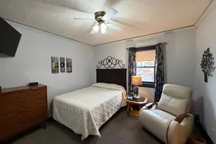 312 W Luverne St, Magnolia, MN 56158 - Photo 8