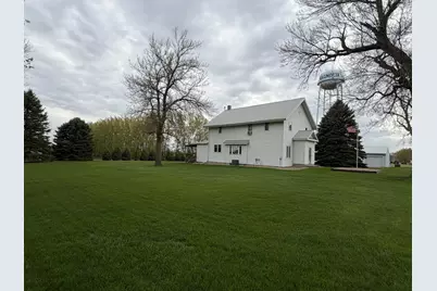 312 W Luverne Street, Magnolia, MN 56158 - Photo 52