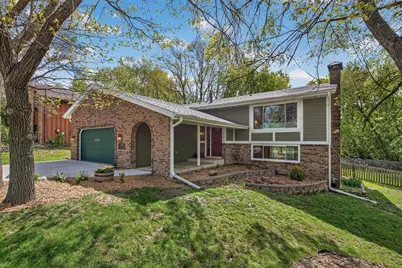 11725 52nd Avenue N, Plymouth, MN 55442 - Photo 2
