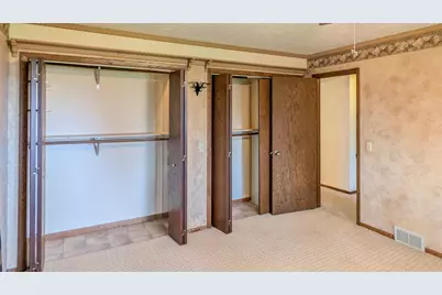 11197 608th Avenue, Minnesota Lake, MN 56068 - Photo 34