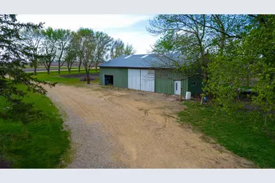 11197 608th Avenue, Minnesota Lake, MN 56068 - Photo 4