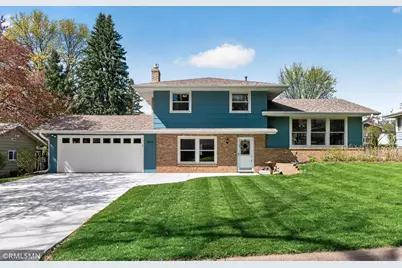 2479 Hillside Road, White Bear Lake, MN 55110 - Photo 2