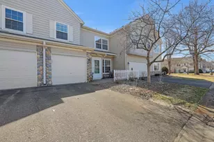1888 Wildflower Ct, Shoreview, MN 55126 - Photo 2