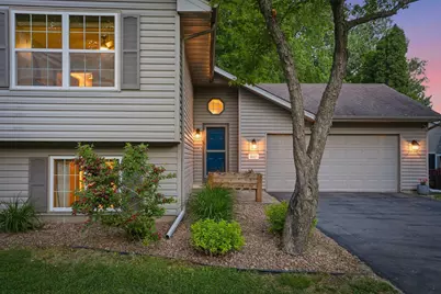 8117 Dakota Lane, Chanhassen, MN 55317 - Photo 2