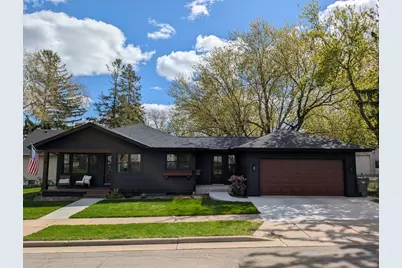 1020 Franklin Street, Baldwin, WI 54002 - Photo 2