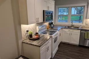 1020 Franklin St, Baldwin, WI 54002 - Photo 6