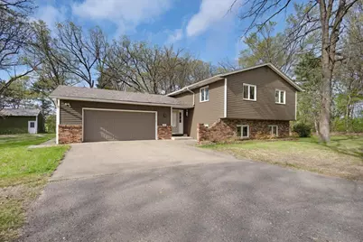 1825 203rd Avenue NW, Oak Grove, MN 55011 - Photo 2