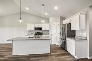 308 Walnut Ln, Somerset, WI 54025 - Photo 6