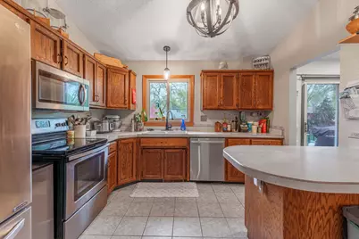 1914 23rd Street S, Fargo,  58103 - Photo 4
