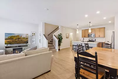 14548 Twin Lakes Circle, Burnsville, MN 55306 - Photo 2