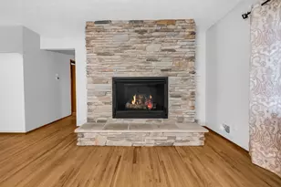 2013 Jade Ln, Eagan, MN 55122 - Photo 2