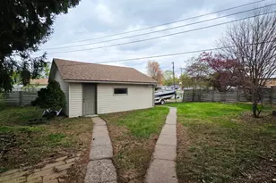 2013 Jade Ln, Eagan, MN 55122 - Photo 16