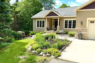 12516 180th St, Kimball, MN 55353 - Photo 4