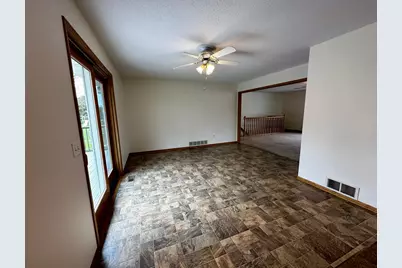 1240 Patricia Court, Marshall, MN 56258 - Photo 8