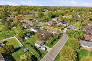 970 Redwood Dr, Apple Valley, MN 55124 - Photo 64