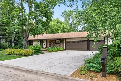 1120 Rockstone Lane, New Brighton, MN 55112 - Photo 4