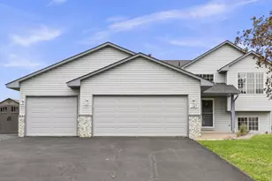 267 Bluestem Ave, Shakopee, MN 55379 - Photo 6
