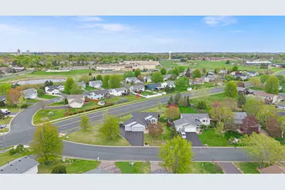 267 Bluestem Avenue, Shakopee, MN 55379 - Photo 4