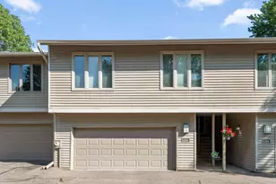 6304 Falcon Ct, Edina, MN 55436 - Photo 2