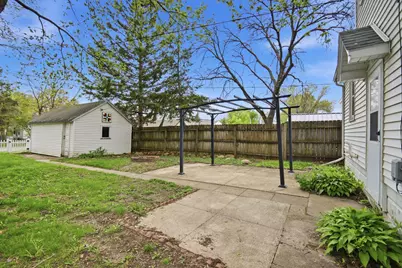 903 11th Avenue SW, Austin, MN 55912 - Photo 16