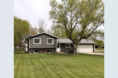 1710 River Road, Windom, MN 56101 - Photo 1