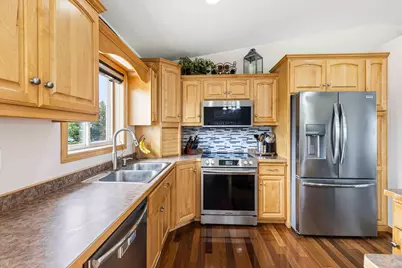 1911 35th Street Circle S, Moorhead, MN 56560 - Photo 10