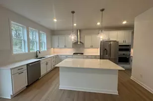2660 Aspen Dr, Shakopee, MN 55379 - Photo 2