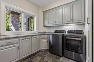 326 Ferndale Rd W, Wayzata, MN 55391 - Photo 56