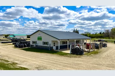 535 W Main Street, Le Roy, MN 55951 - Photo 10