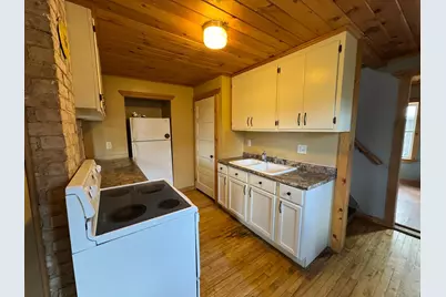 202 1st Street NW, Hinckley, MN 55037 - Photo 10