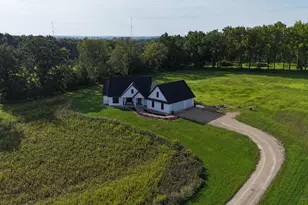 9016 County Rd 3 NW, Oronoco, MN 55960 - Photo 2