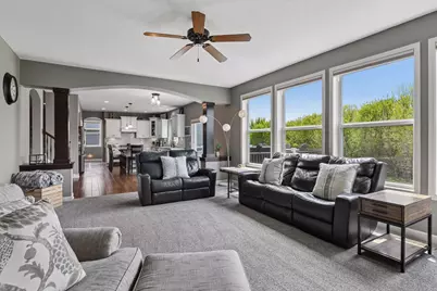 1531 Camden Ridge Drive, Chanhassen, MN 55317 - Photo 8