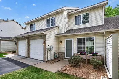 7886 Forest Boulevard #E, Woodbury, MN 55125 - Photo 2