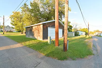 221 2nd Avenue, Calumet, MN 55716 - Photo 10