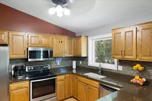 675 5th Ave E, Shakopee, MN 55379 - Photo 16