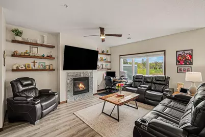 22035 Brenly Way, Rogers, MN 55374 - Photo 4