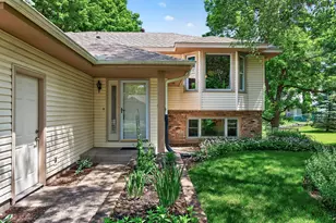 5970 Pheasant Dr, Shoreview, MN 55126 - Photo 8