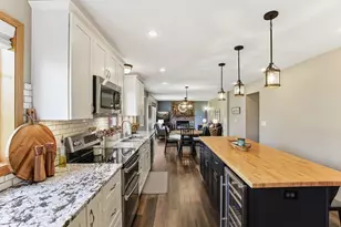 3851 Featherstone Cir, Woodbury, MN 55125 - Photo 10