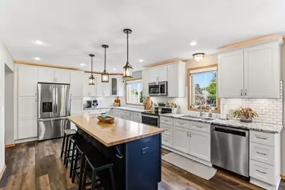 3851 Featherstone Circle, Woodbury, MN 55125 - Photo 6