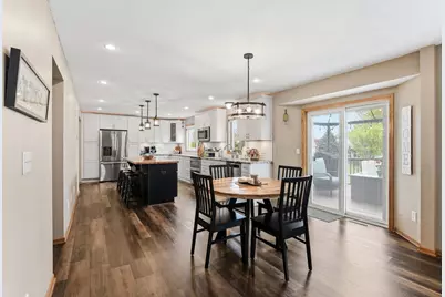 3851 Featherstone Circle, Woodbury, MN 55125 - Photo 8