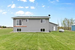 7711 Rolling Meadows Circle, Pine City, MN 55063 - Photo 4