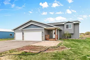 7711 Rolling Meadows Circle, Pine City, MN 55063 - Photo 2