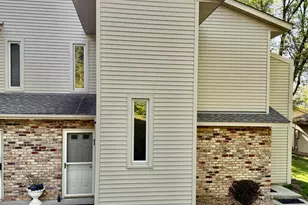 8773 Jasmine Ln, Eden Prairie, MN 55344 - Photo 8