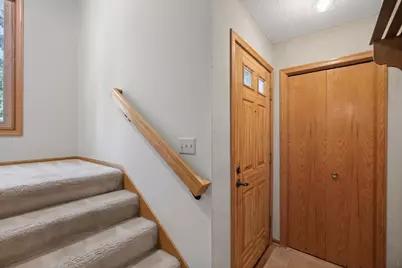 8773 Jasmine Lane, Eden Prairie, MN 55344 - Photo 8