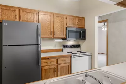 8773 Jasmine Lane, Eden Prairie, MN 55344 - Photo 16