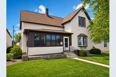 317 E 2nd Street, Winona, MN 55987 - Photo 1