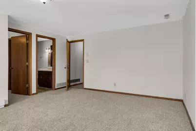3956 Goodwin Avenue N, Oakdale, MN 55128 - Photo 16