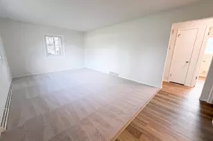 4835 Sandra Ln, White Bear Lake, MN 55110 - Photo 6
